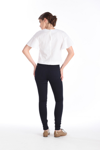 CROPPED SERRA RUFFLE ARM TEE