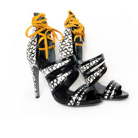 BLACK & WHITE SANDAL